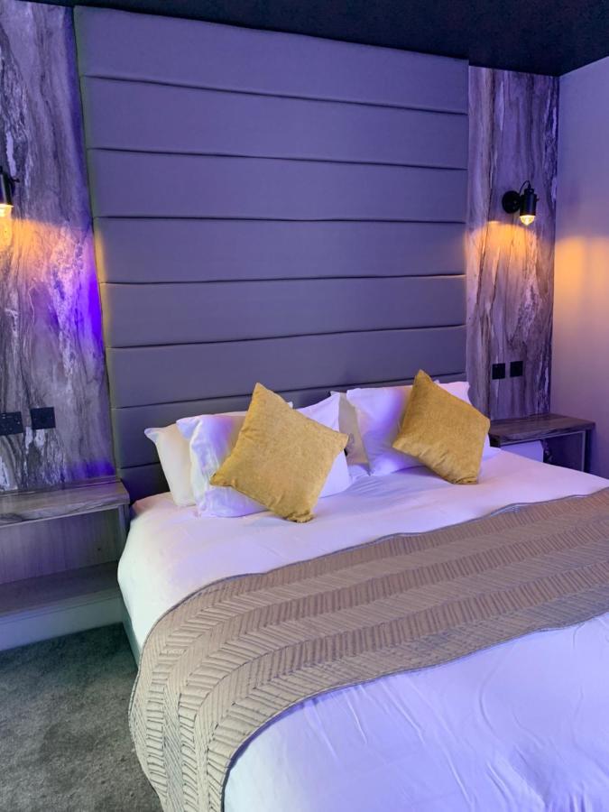 בלקפול Breeze Suites - Luxury Group Accom - Sleeps 19 מראה חיצוני תמונה